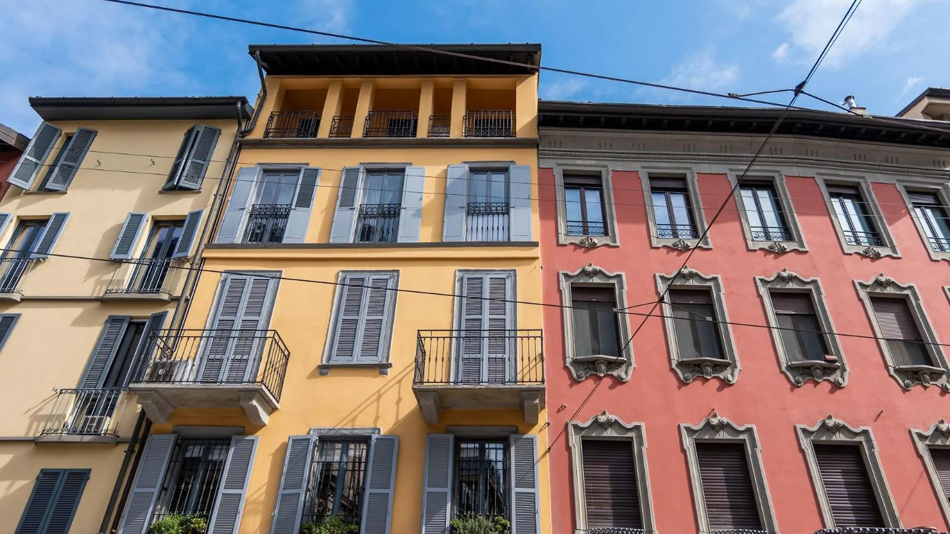 Elegant And Stylish Design Apartments In Brera Near The Metro Milán