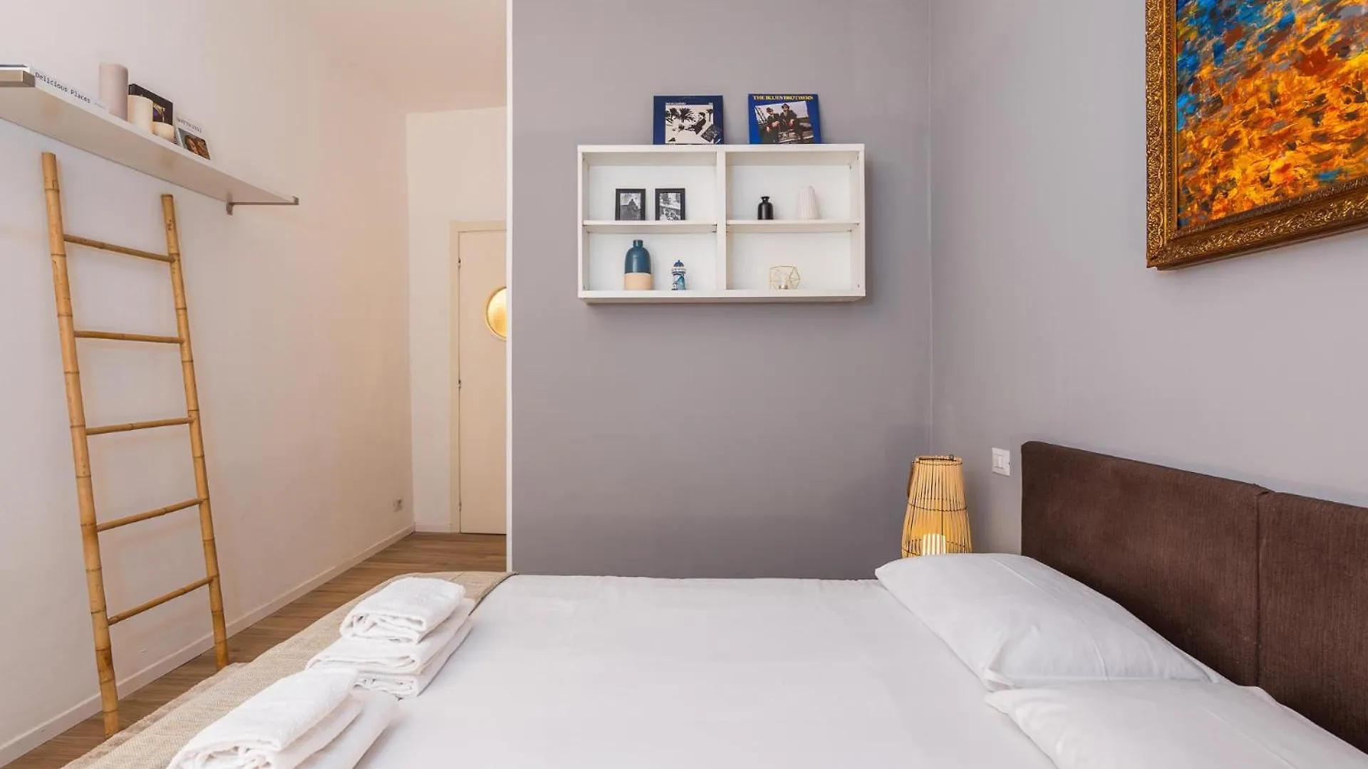Elegant And Stylish Design Apartments In Brera Near The Metro Milán