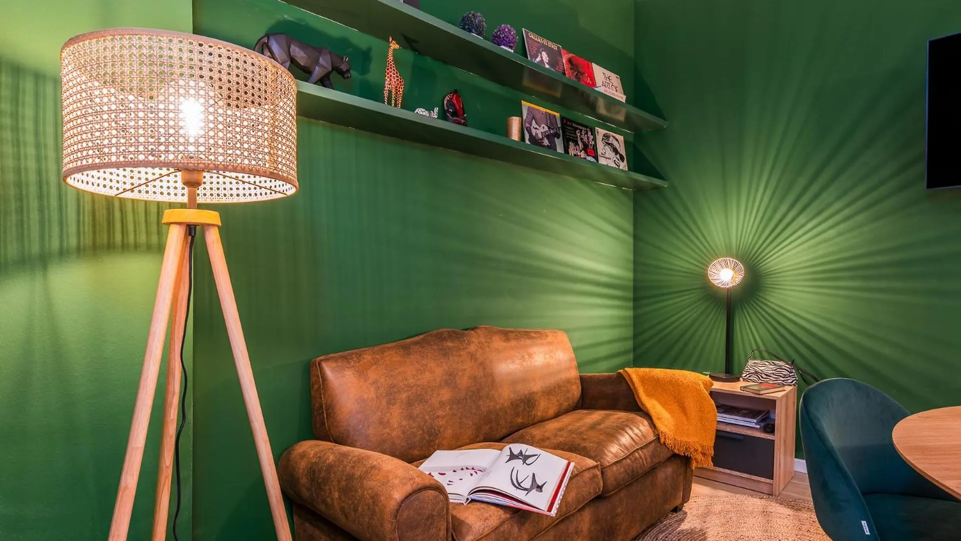 Elegant And Stylish Design Apartments In Brera Near The Metro Milán Itálie